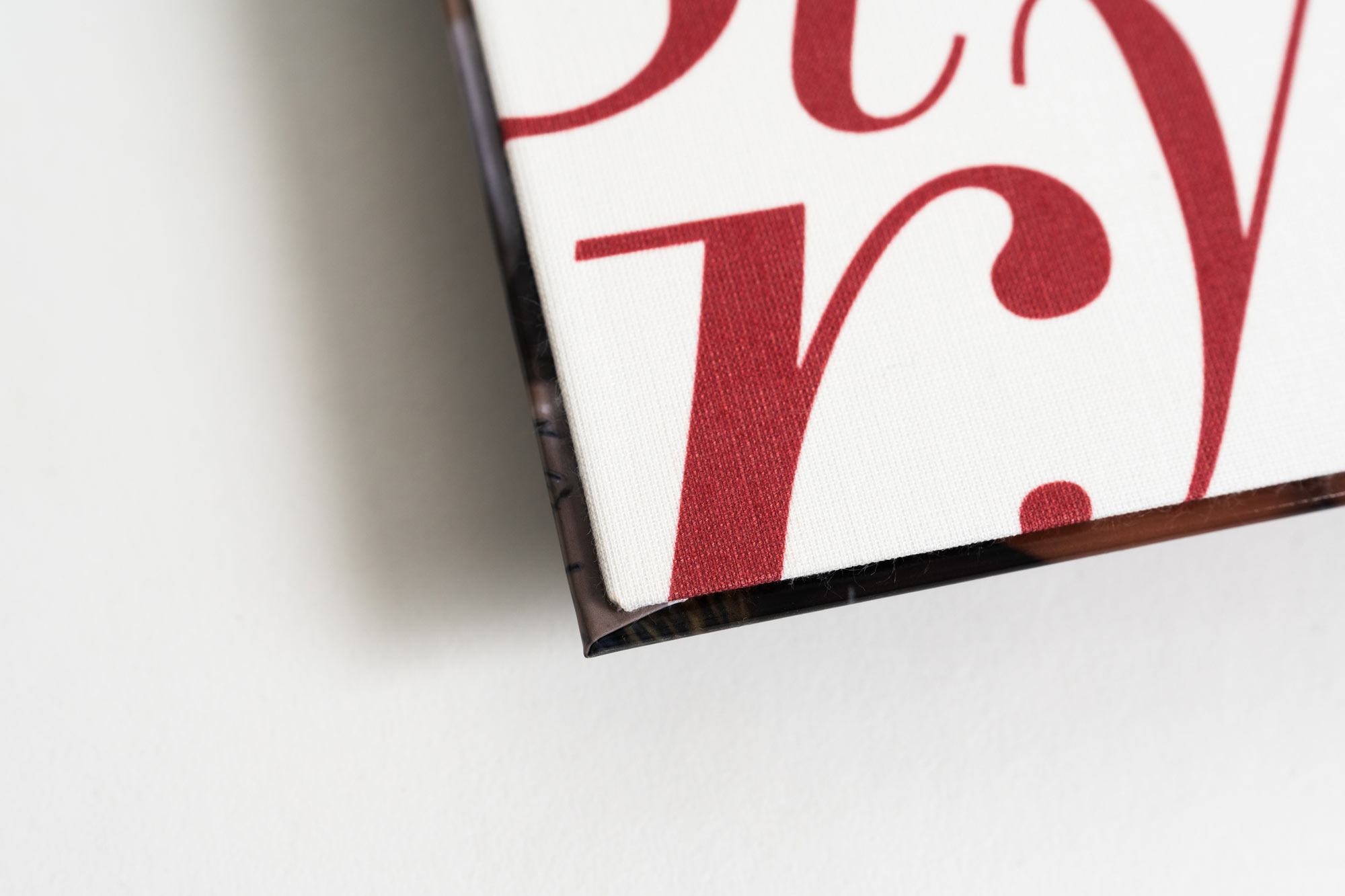 fabric-endsheet-close-up-1